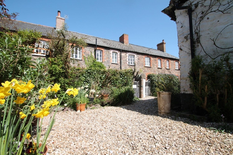 Grace Cottage a british holiday cottage for 4 in , 