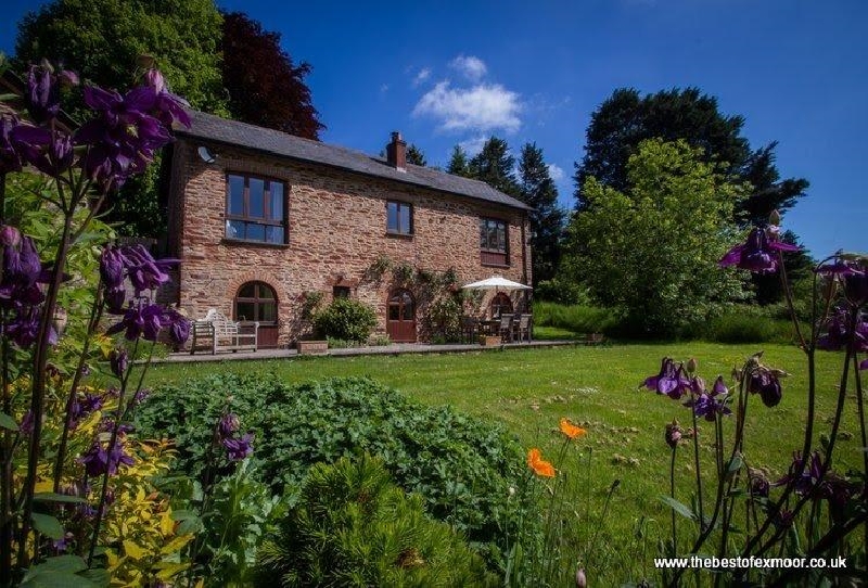 Mill Cottage a british holiday cottage for 6 in , 