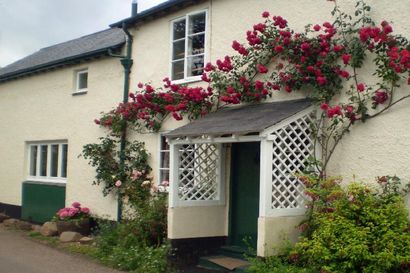 Forge Cottage a british holiday cottage for 3 in , 