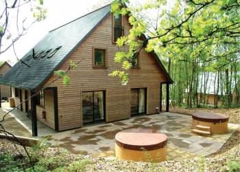 Photo 5 of Ramshorn Woodland Lodges