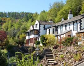 Click here for more about Ladstock Hall 3