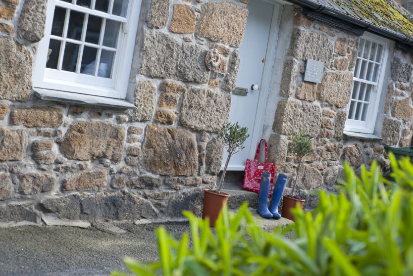 The Langley Tarne a british holiday cottage for 2 in , 