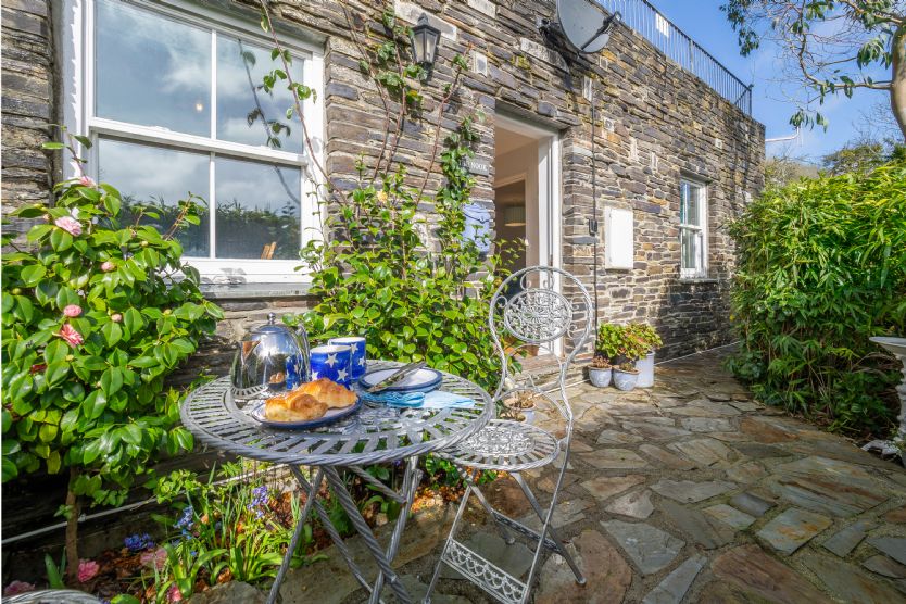 The Nook a british holiday cottage for 2 in , 