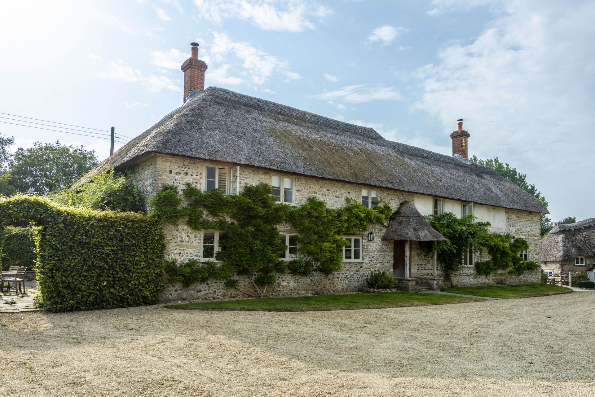 Manor Farmhouse a british holiday cottage for 8 in , 