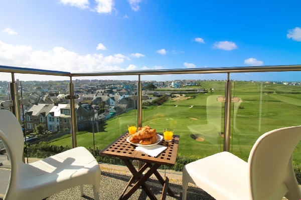 Picture of Zinc Penthouse 50, Newquay, Cornwall - Ideal for a disability friendly ...