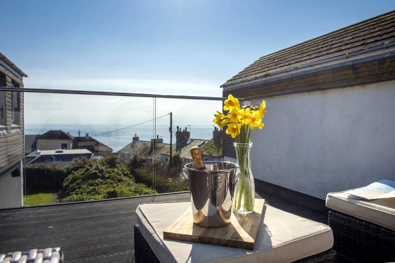 Mousehole View a british holiday cottage for 4 in , 