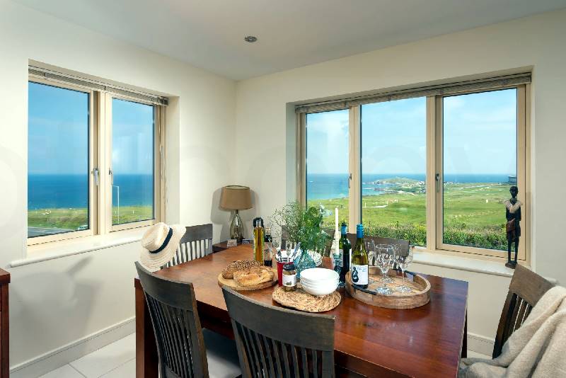 5 The Vista a british holiday cottage for 6 in , 