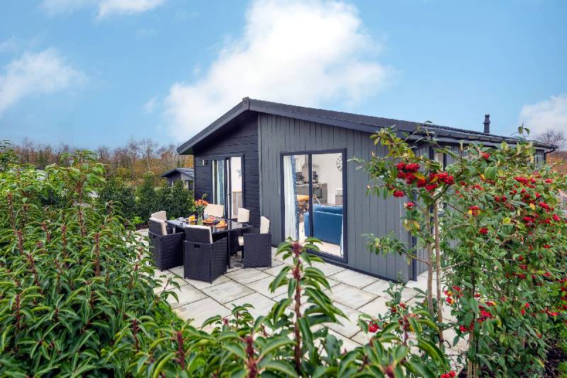 Bluebell Lodge, 29 Roadford Lake Lodges a british holiday cottage for 6 in , 