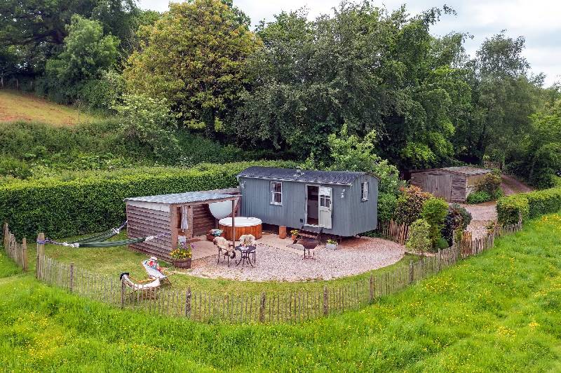 Apple Blossom, Devon Heaven Hideaways a british holiday cottage for 2 in , 