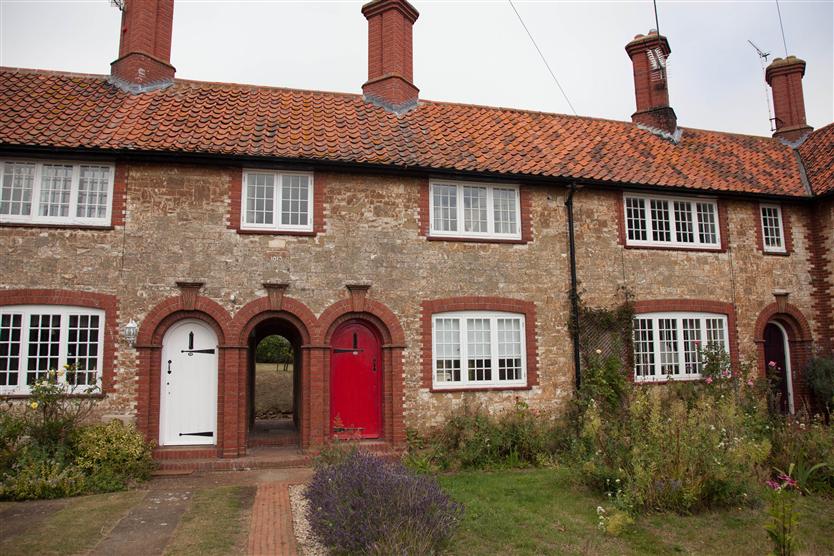Primrose Cottage a british holiday cottage for 6 in , 