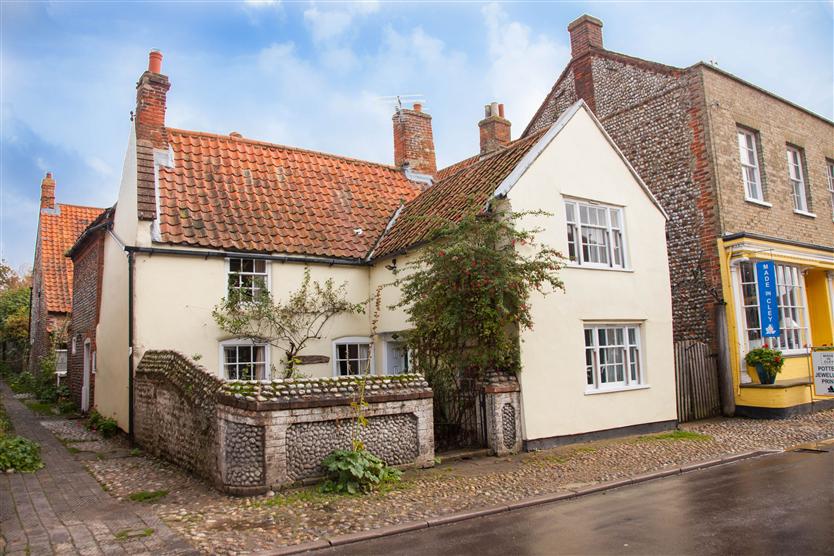 Hambledon a british holiday cottage for 6 in , 