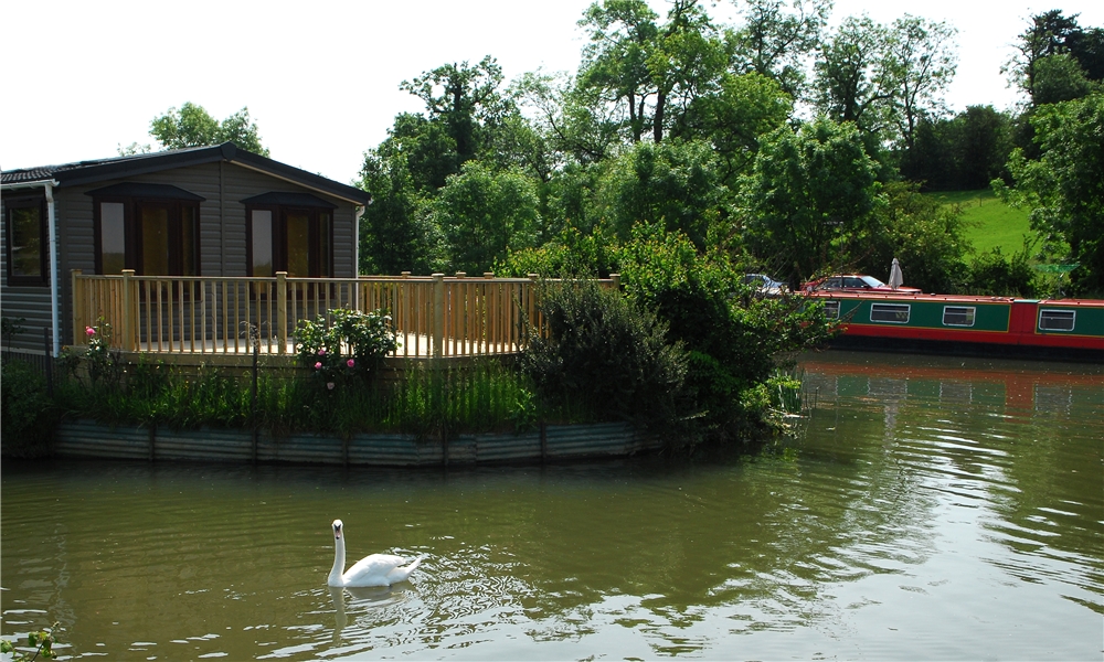 Photo 3 of Cogenhoe Mill Holiday Park