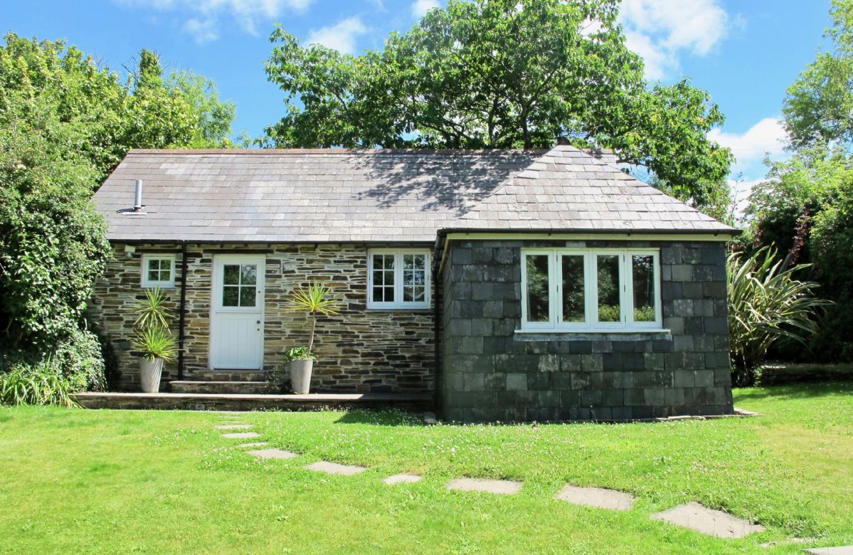 Owl House a british holiday cottage for 2 in , 