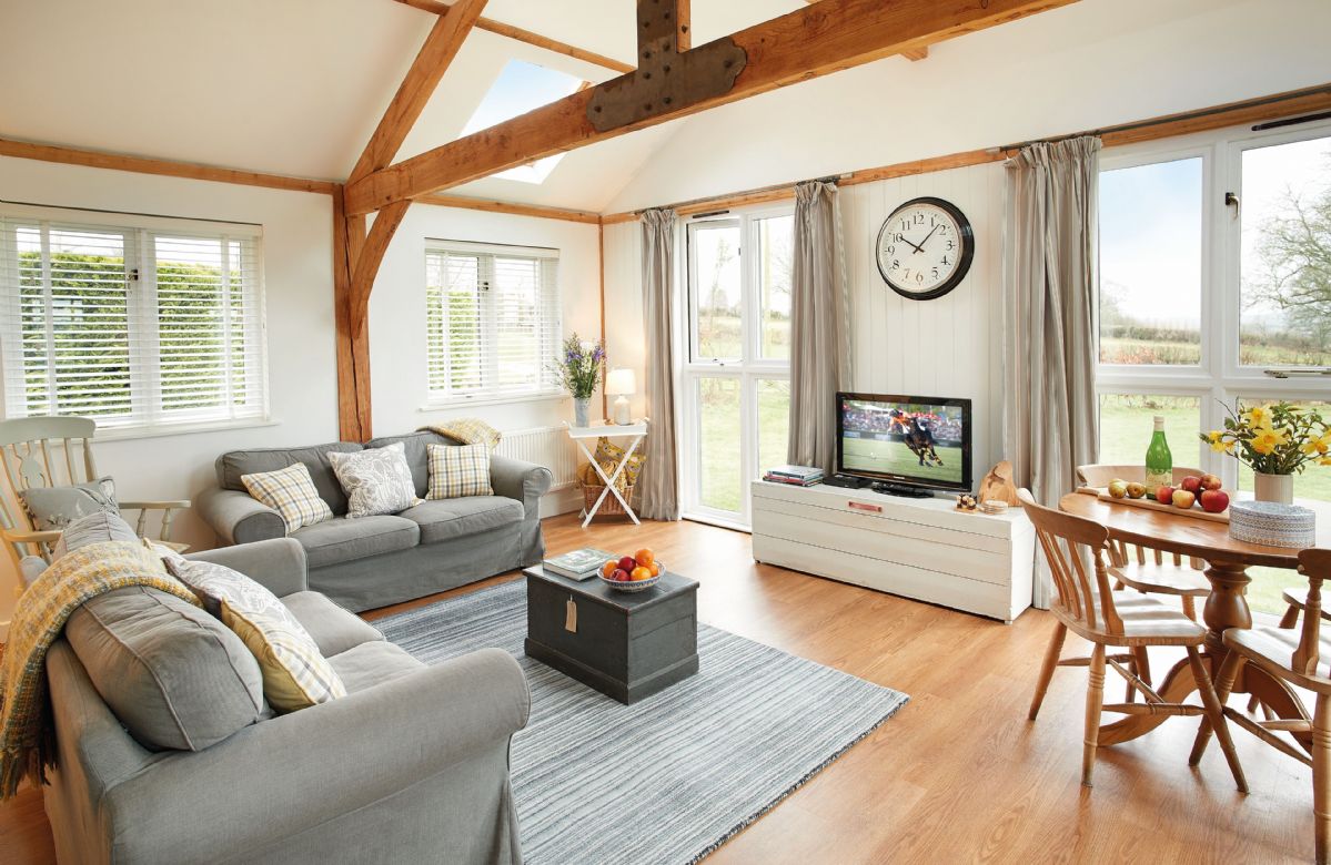 Larch Barn a british holiday cottage for 4 in , 