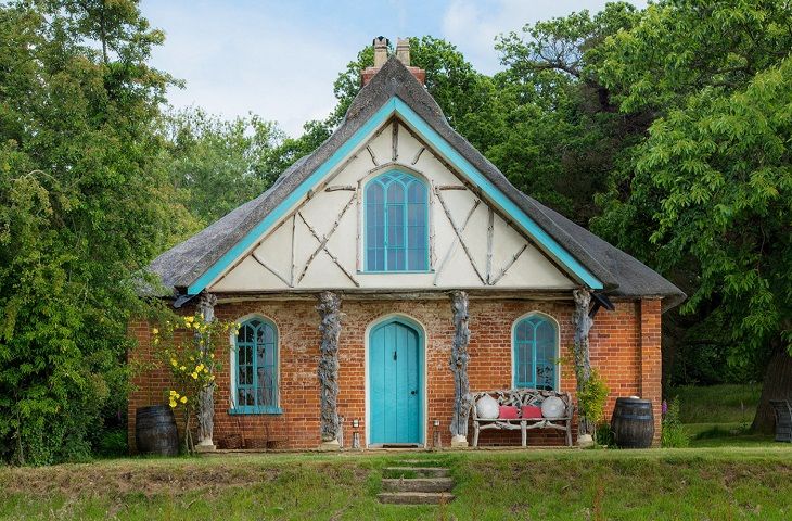 Hex Cottage a british holiday cottage for 2 in , 