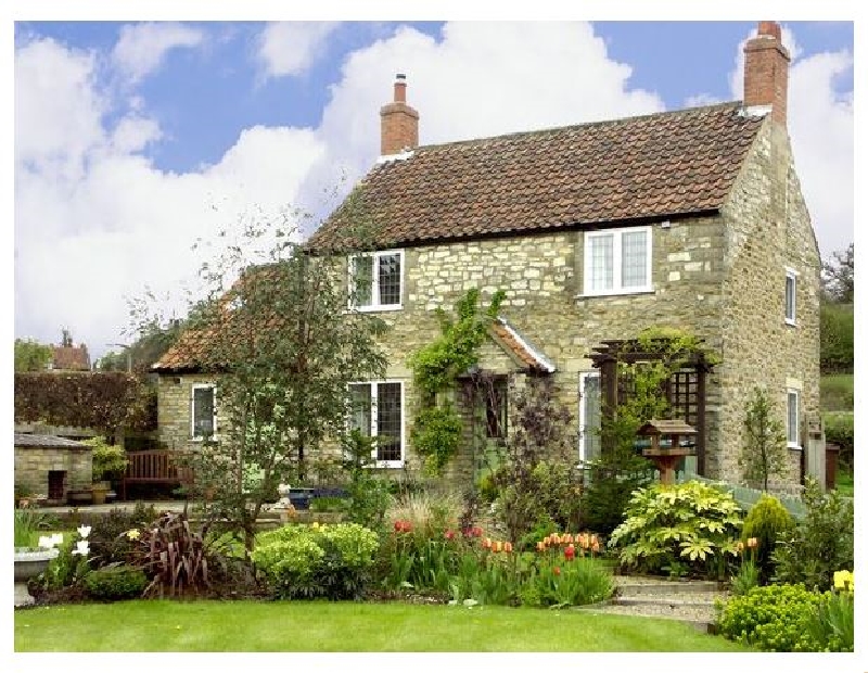 Howe Green Cottage a british holiday cottage for 4 in , 