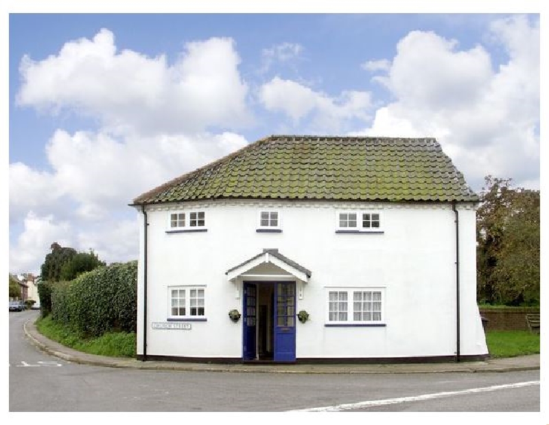 Corner Cottage a british holiday cottage for 4 in , 