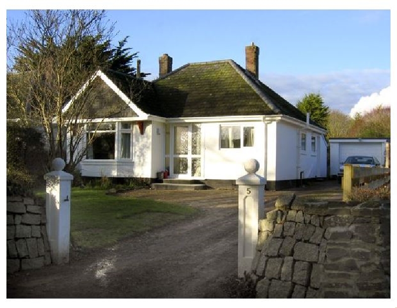 No 5 Carlyon Road a british holiday cottage for 4 in , 