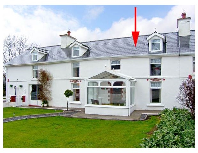 The Farmhouse a british holiday cottage for 6 in , 