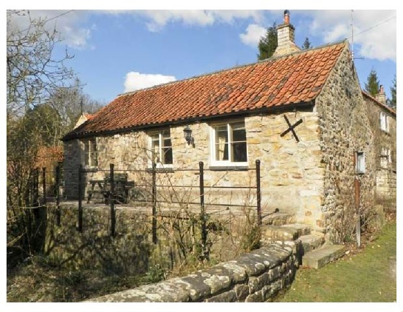 Beckside a british holiday cottage for 2 in , 