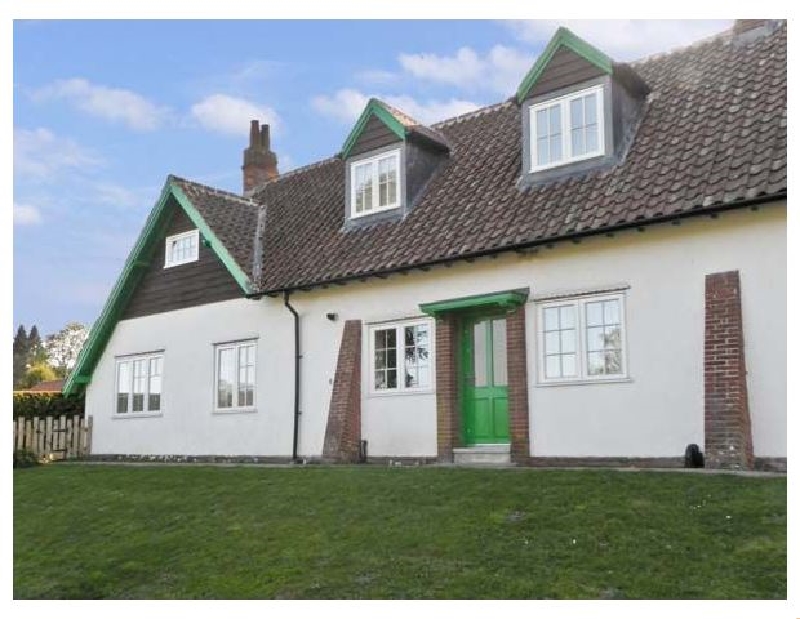 No. 2 Low Hall Cottages a british holiday cottage for 4 in , 