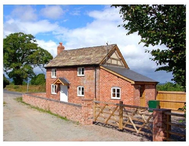 Point Cottage a british holiday cottage for 4 in , 