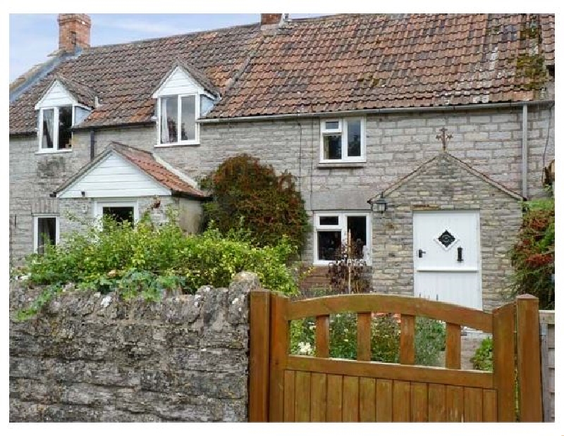 Woodforde Cottage a british holiday cottage for 4 in , 