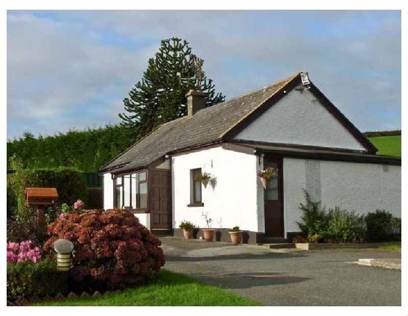 Silver Strand Cottage a british holiday cottage for 6 in , 