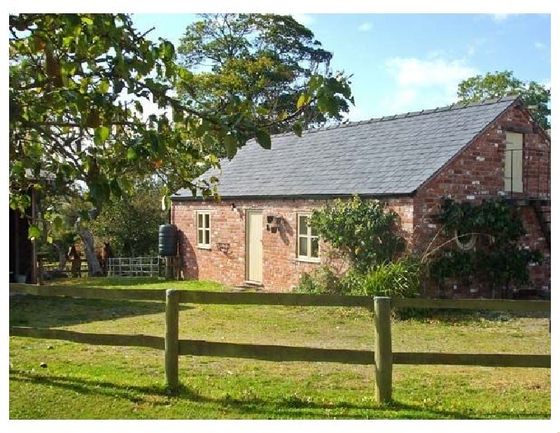 Little Pentre Barn a british holiday cottage for 4 in , 