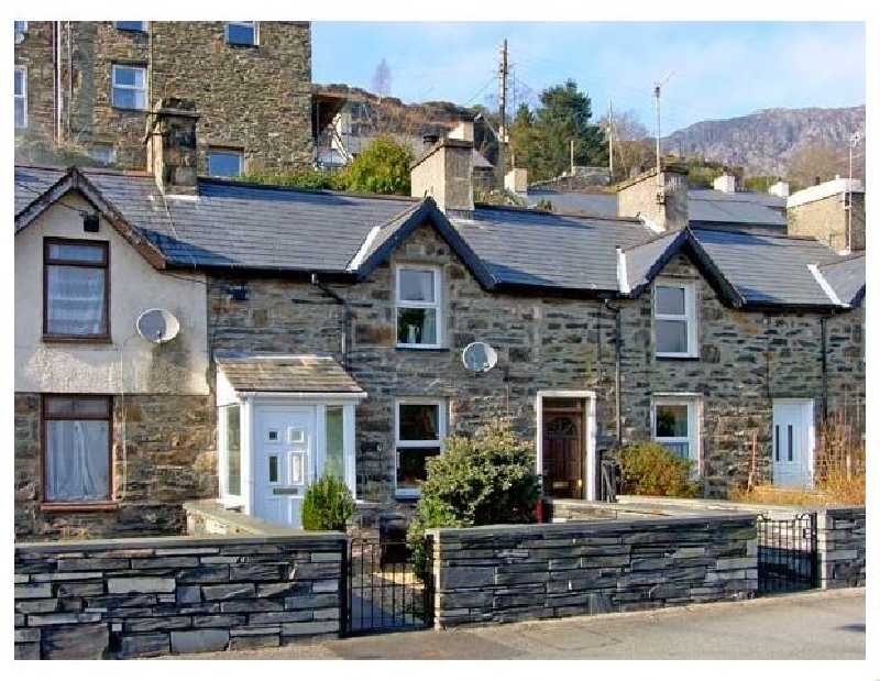 Glan-yr-Afon Cottage a british holiday cottage for 4 in , 