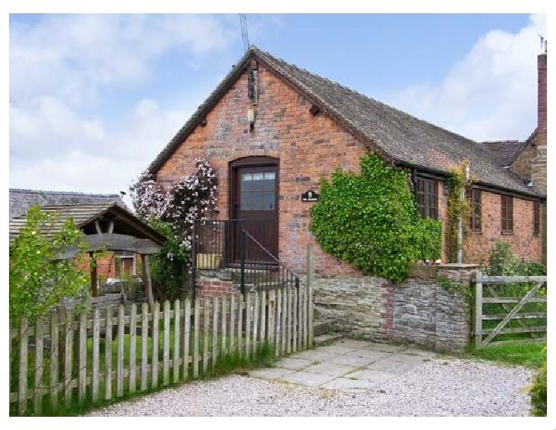 The Granary a british holiday cottage for 4 in , 