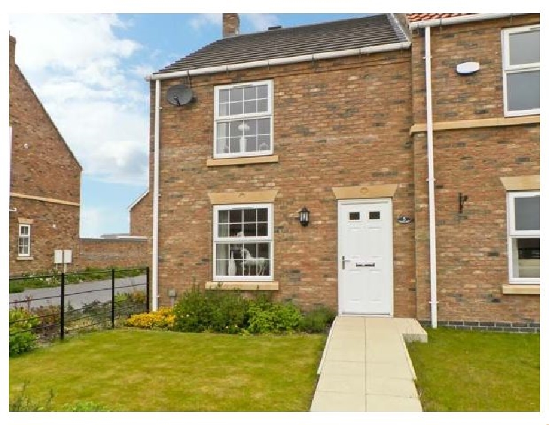 5 Farm Row a british holiday cottage for 6 in , 