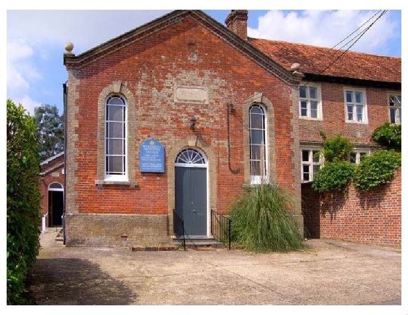 The Methodist Chapel a british holiday cottage for 8 in , 