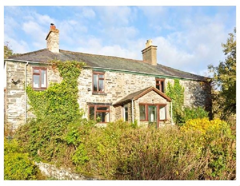 Hendre Aled Farmhouse a british holiday cottage for 12 in , 
