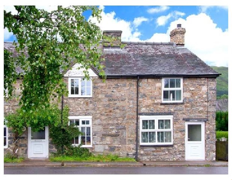 Ty Bach Cottage a british holiday cottage for 2 in , 