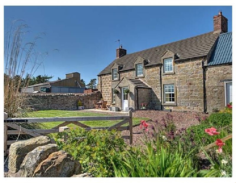 The Old Farmhouse a british holiday cottage for 7 in , 