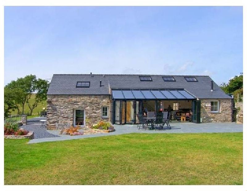 Garth Morthin The Barn a british holiday cottage for 8 in , 