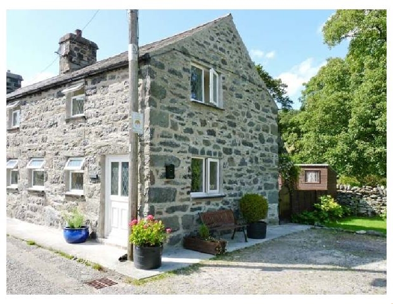 Glan-y-Porth a british holiday cottage for 3 in , 