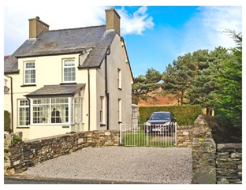 Ty'r Ysgol a british holiday cottage for 6 in , 