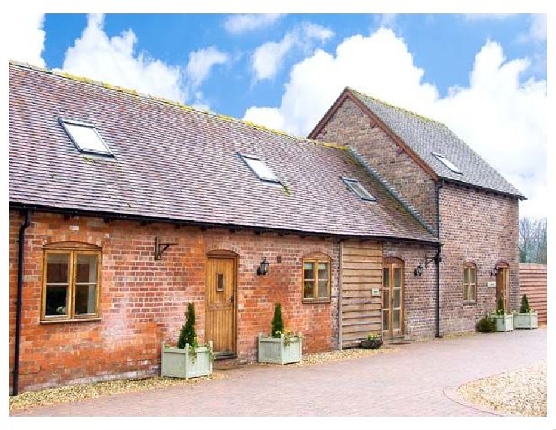 Trooper's Barn a british holiday cottage for 11 in , 