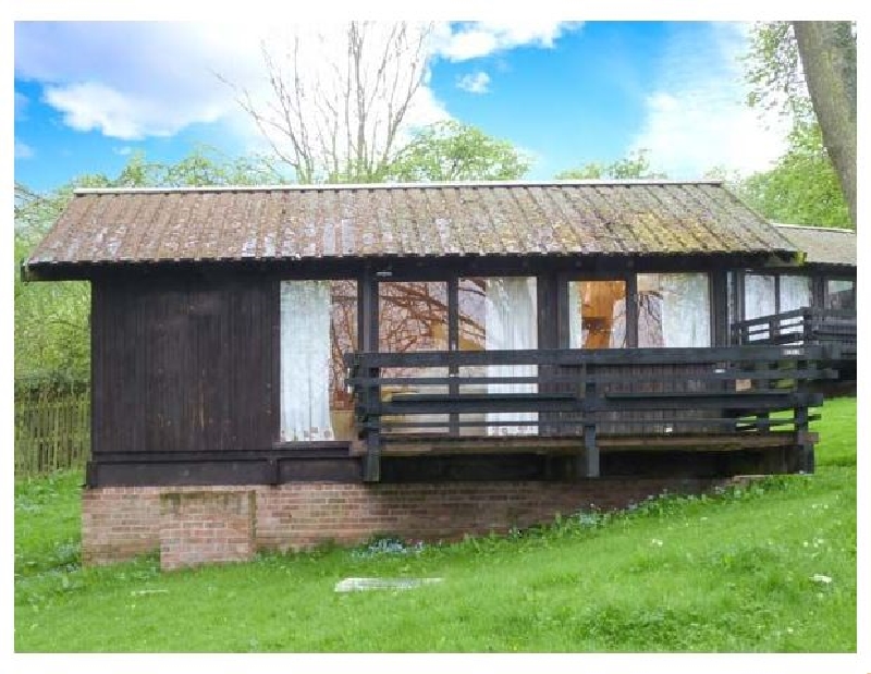 Hazel Chalet a british holiday cottage for 2 in , 