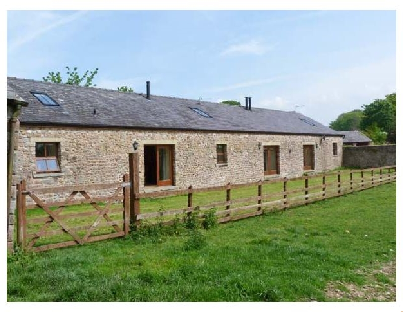 Basil Barn a british holiday cottage for 6 in , 
