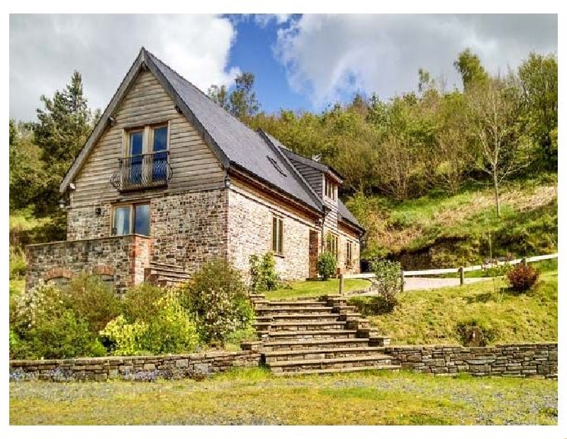 Hiraeth a british holiday cottage for 8 in , 