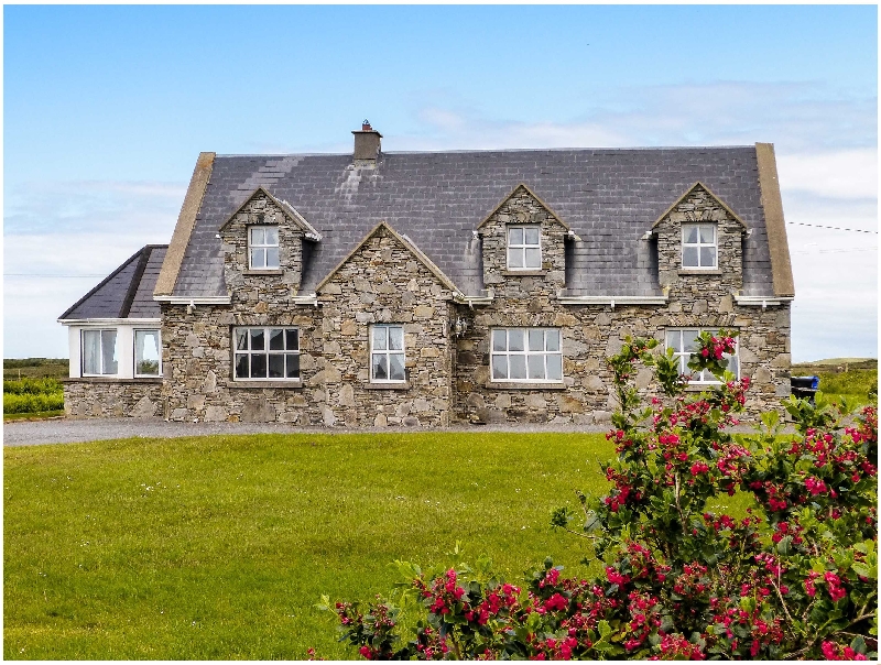 Realt na Maidne a british holiday cottage for 10 in , 