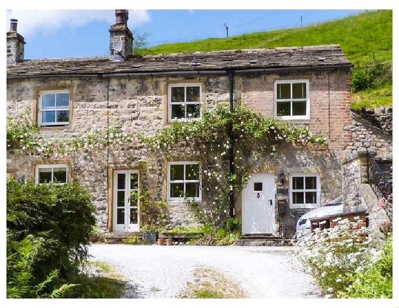 Fountains Cottage a british holiday cottage for 4 in , 