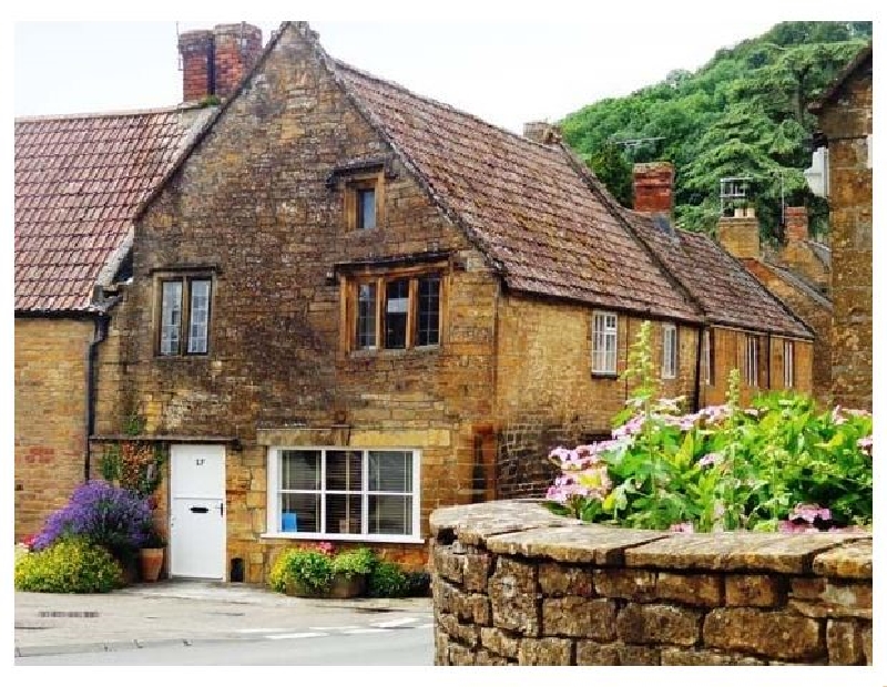 The Tudor Rose a british holiday cottage for 5 in , 