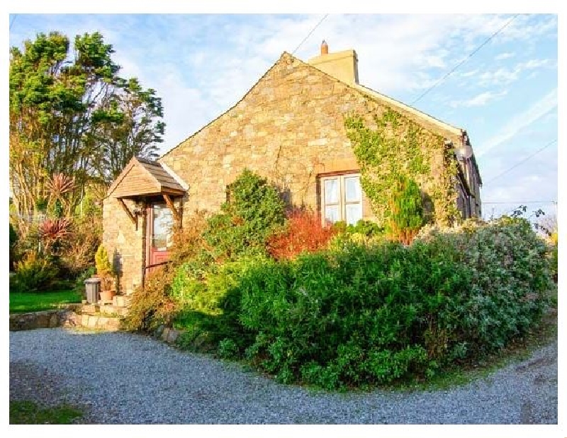 Bwthyn Bach a british holiday cottage for 2 in , 
