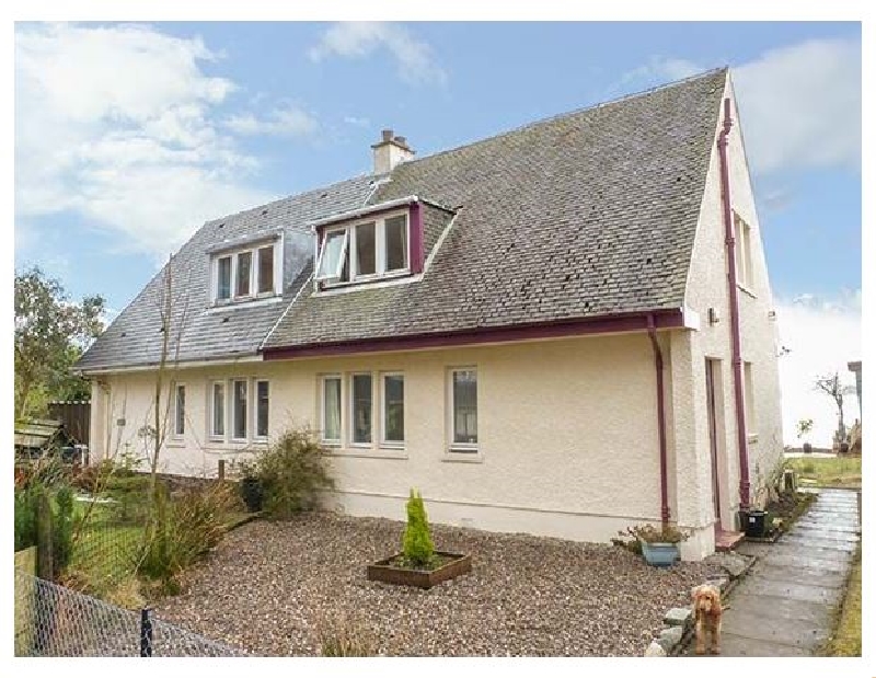 Coastal Holidays - Erra Loch