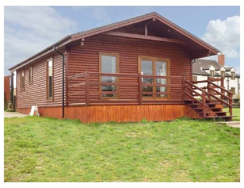 Heron View Lodge a british holiday cottage for 4 in , 