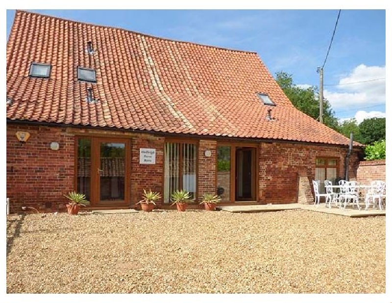 Hadleigh Farm Barn a british holiday cottage for 10 in , 